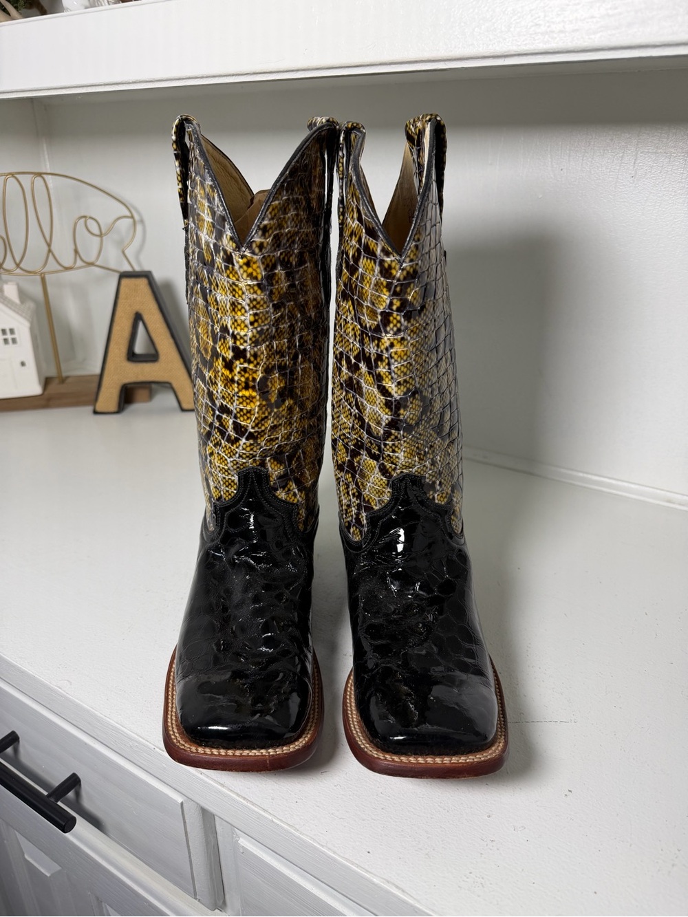 Ferrini Womens 10B Black Patent Snake Print Cowboy Boots Exotic Western - Picture 2 of 9